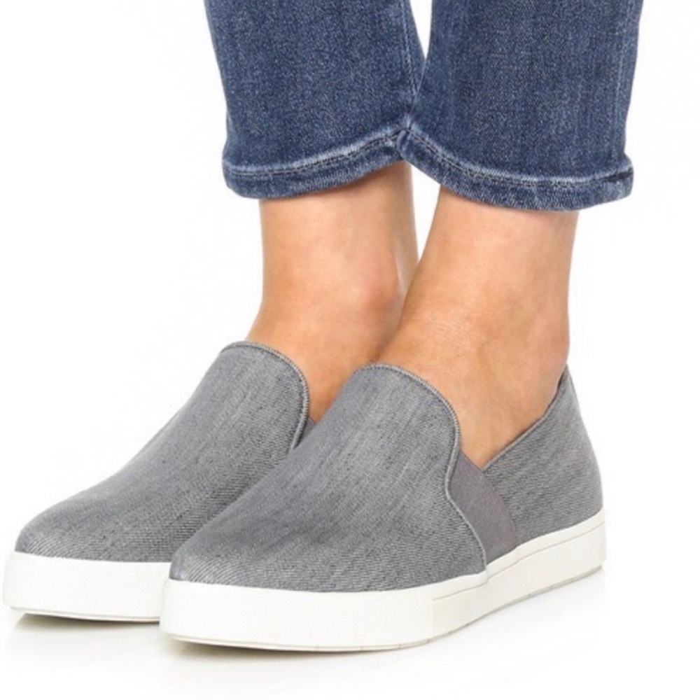 VINCE Pierce Denim Pointed Loafer Size 9.5 Grey Denim NWOB